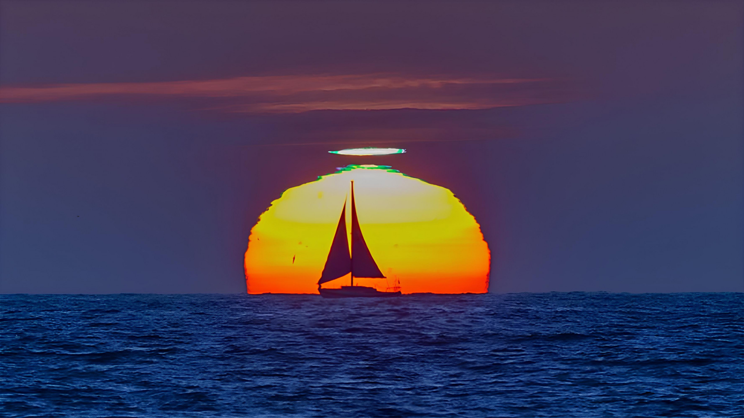 Fotógrafa captura raros flashes verde e azul no pôr do sol de Gran Canaria - Imagem do artigo