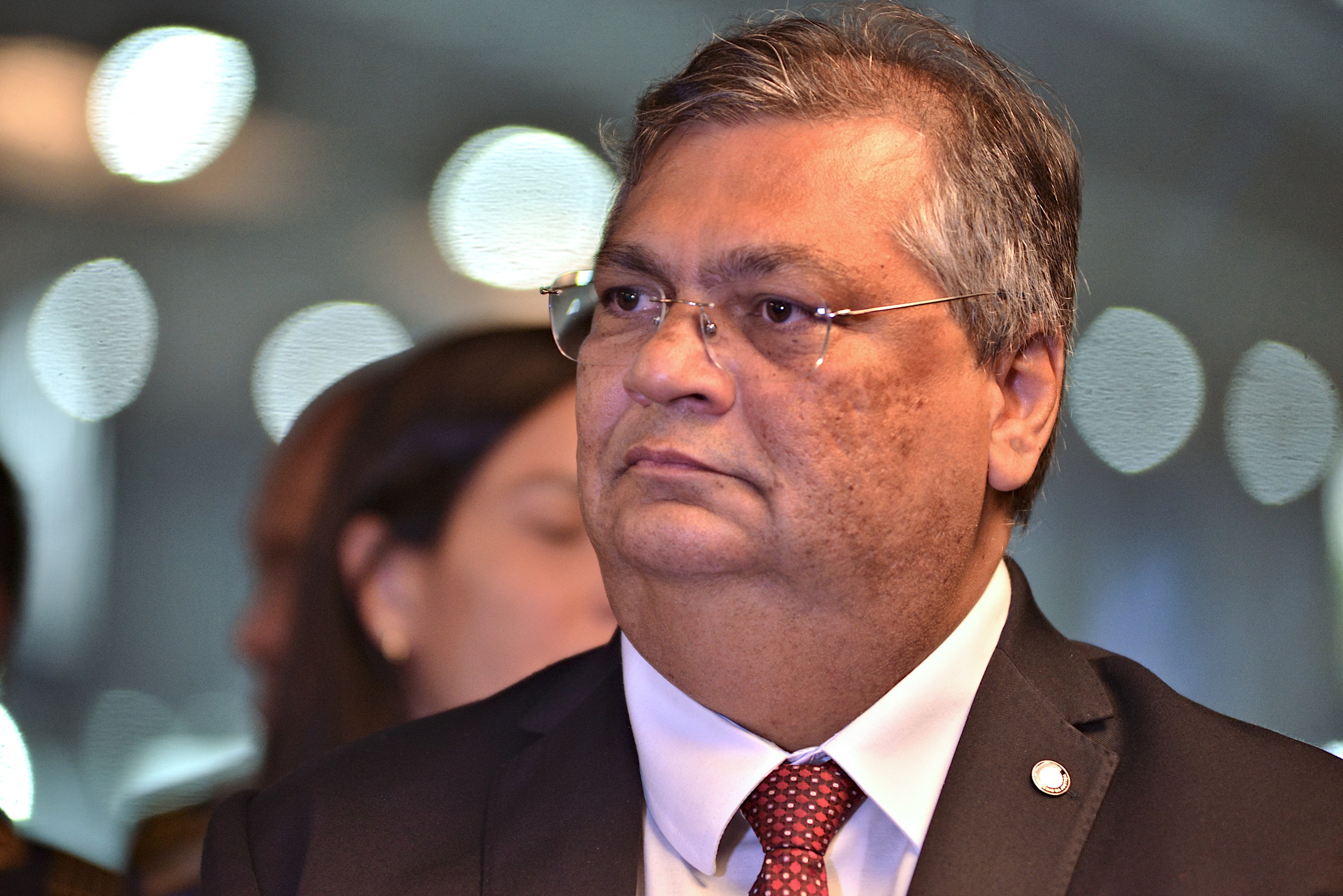 Moraes ordena que Meta, YouTube, X e TikTok revelem autores de ameaças contra Flávio Dino e delegado da PF - Imagem do artigo