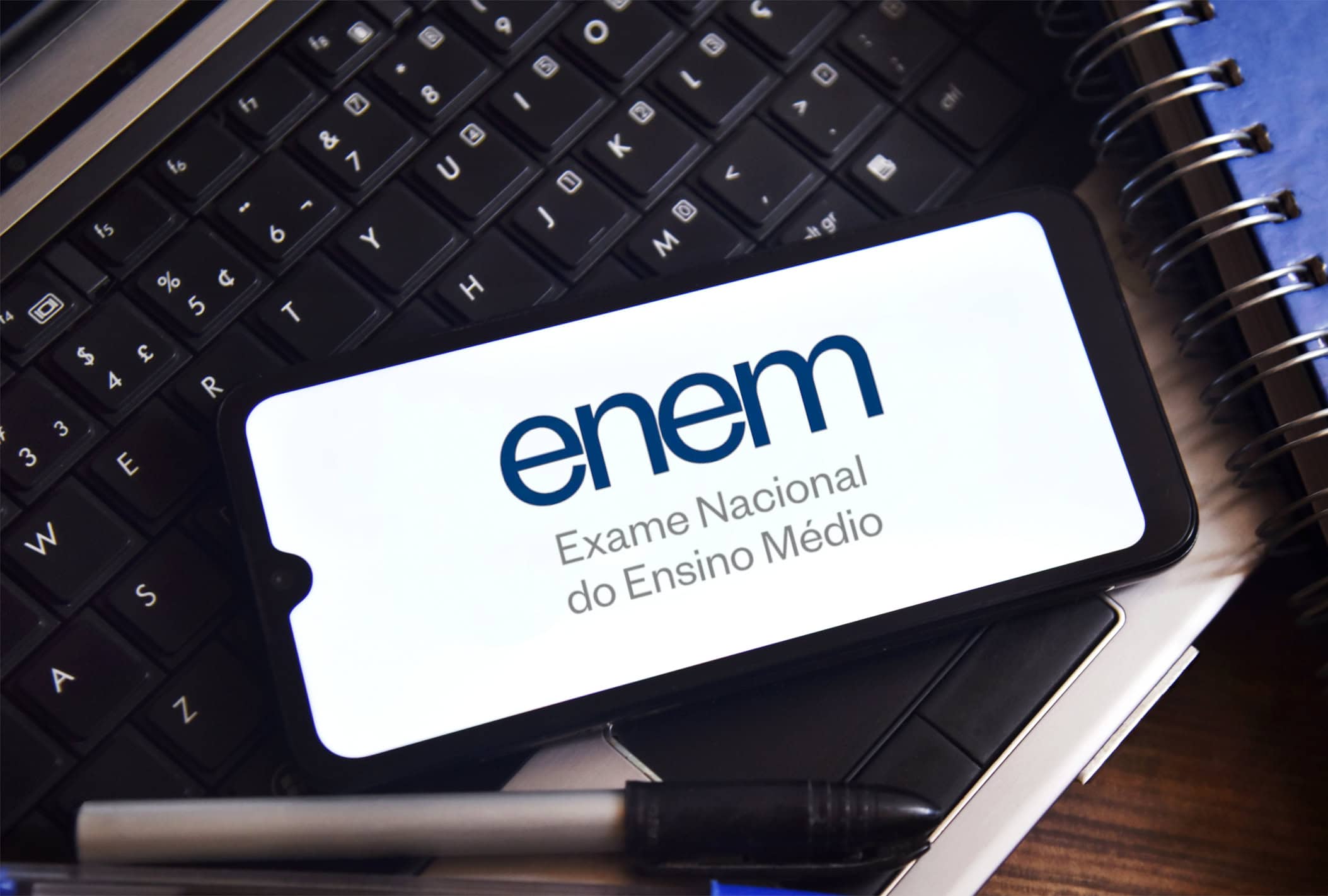 Universidades federais abrem 5 mil vagas em cursos de tecnologia via Enem 2025 - Imagem do artigo