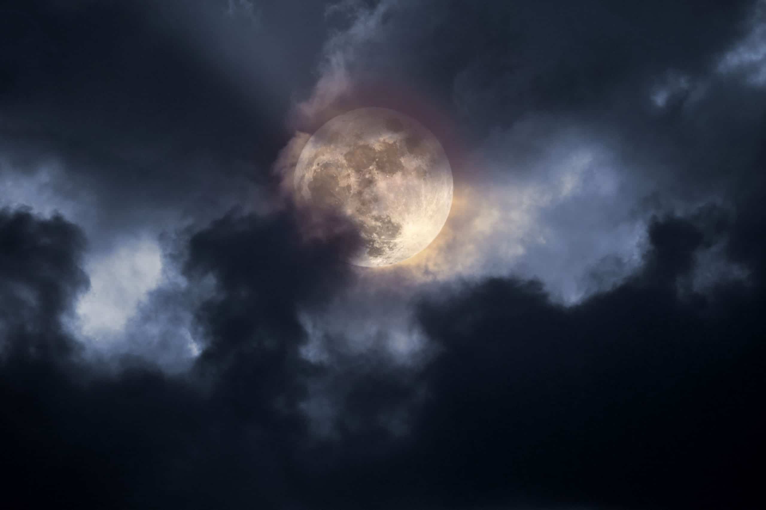 Lua Cheia domina o céu nesta quarta-feira, 8 de outubro de 2025 - Imagem do artigo