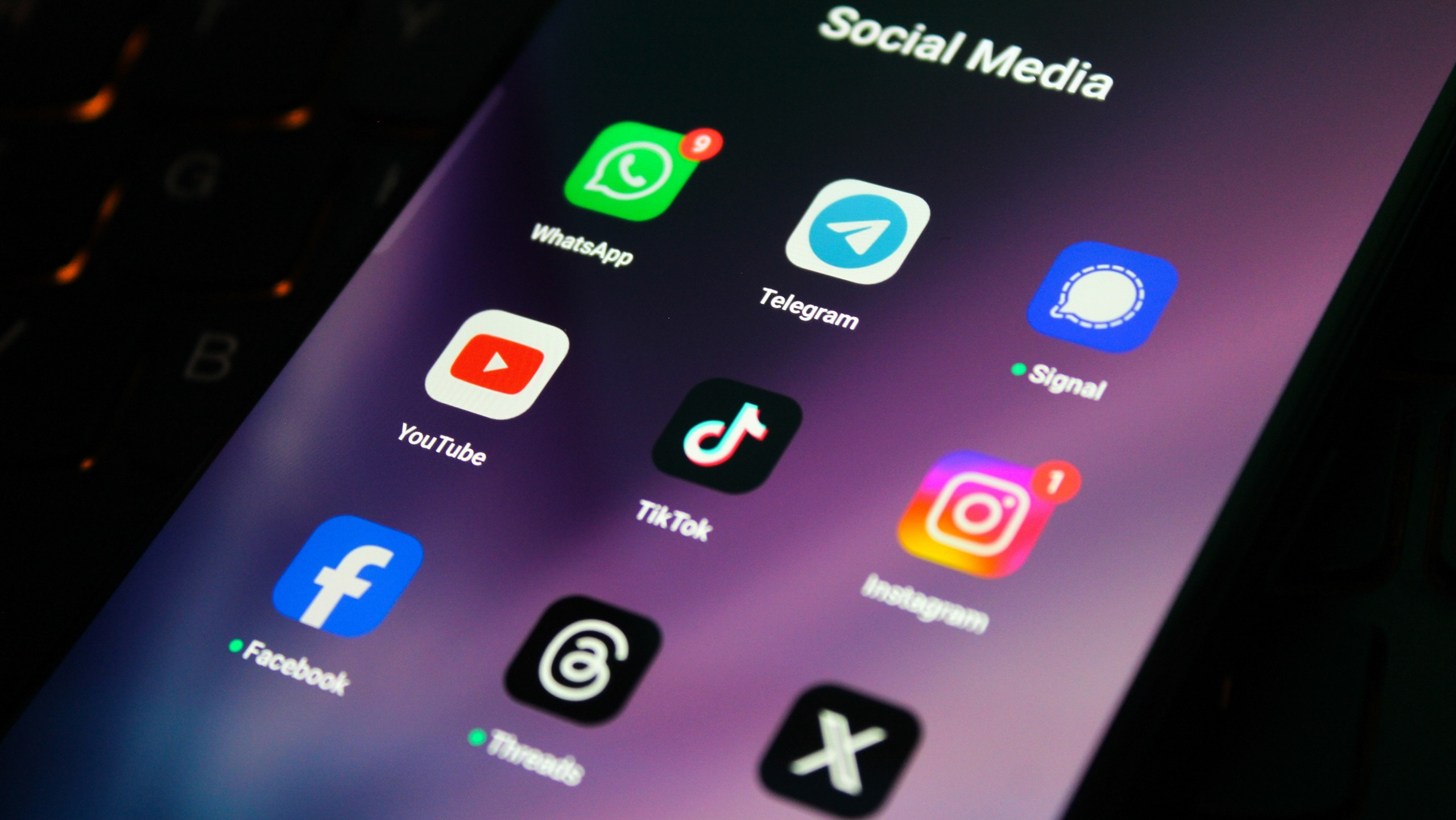 Dinamarca estuda proibir redes sociais para usuários com menos de 15 anos - Imagem do artigo