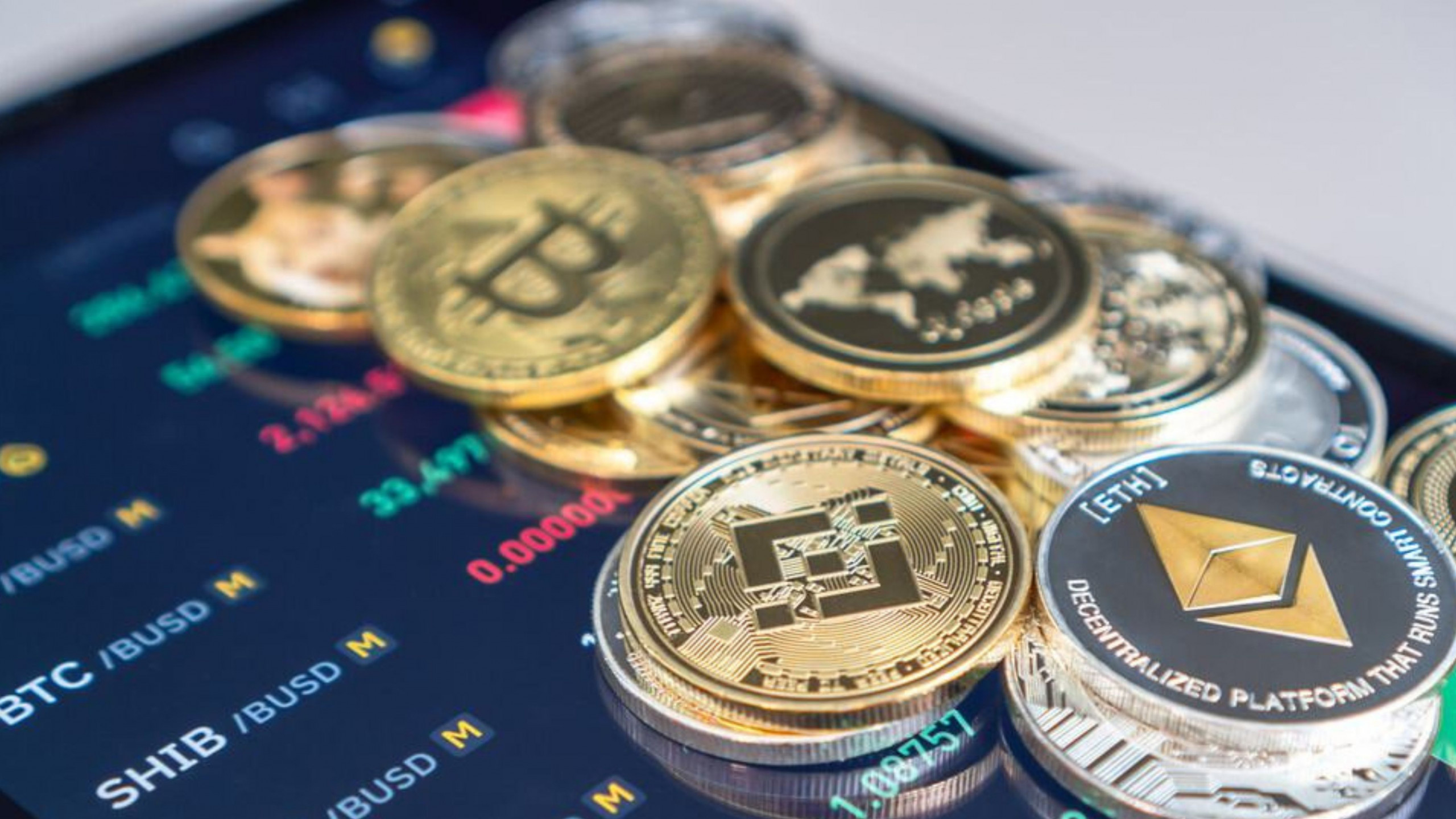 Golpes em criptomoedas passam de US$ 2 bilhões em 2025; veja 10 medidas para proteger sua carteira - Imagem do artigo