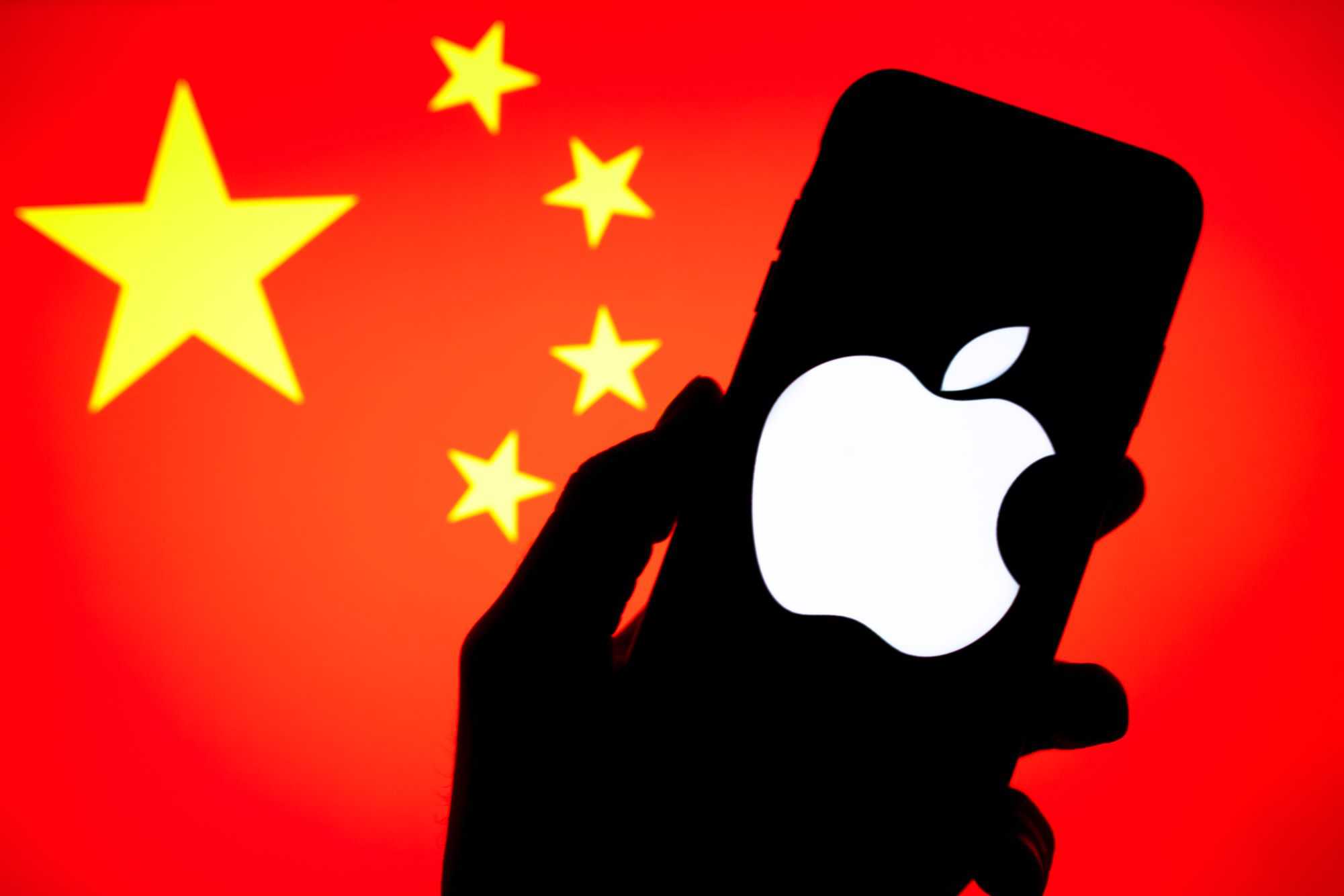Apple promete ampliar investimentos na China apesar da pressão de Trump - Imagem do artigo