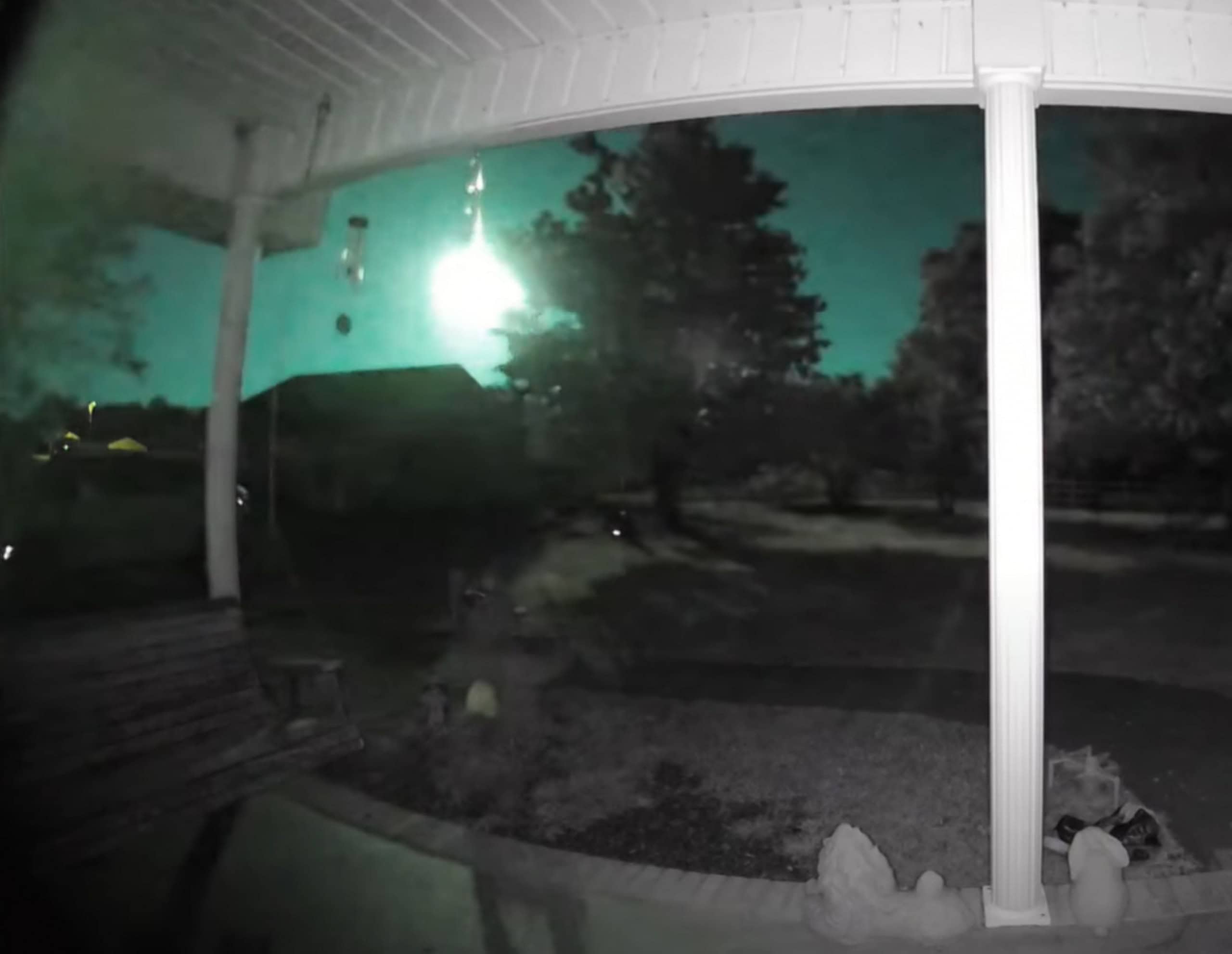 Meteoro verde ilumina madrugada e surpreende moradores no sul dos EUA - Imagem do artigo