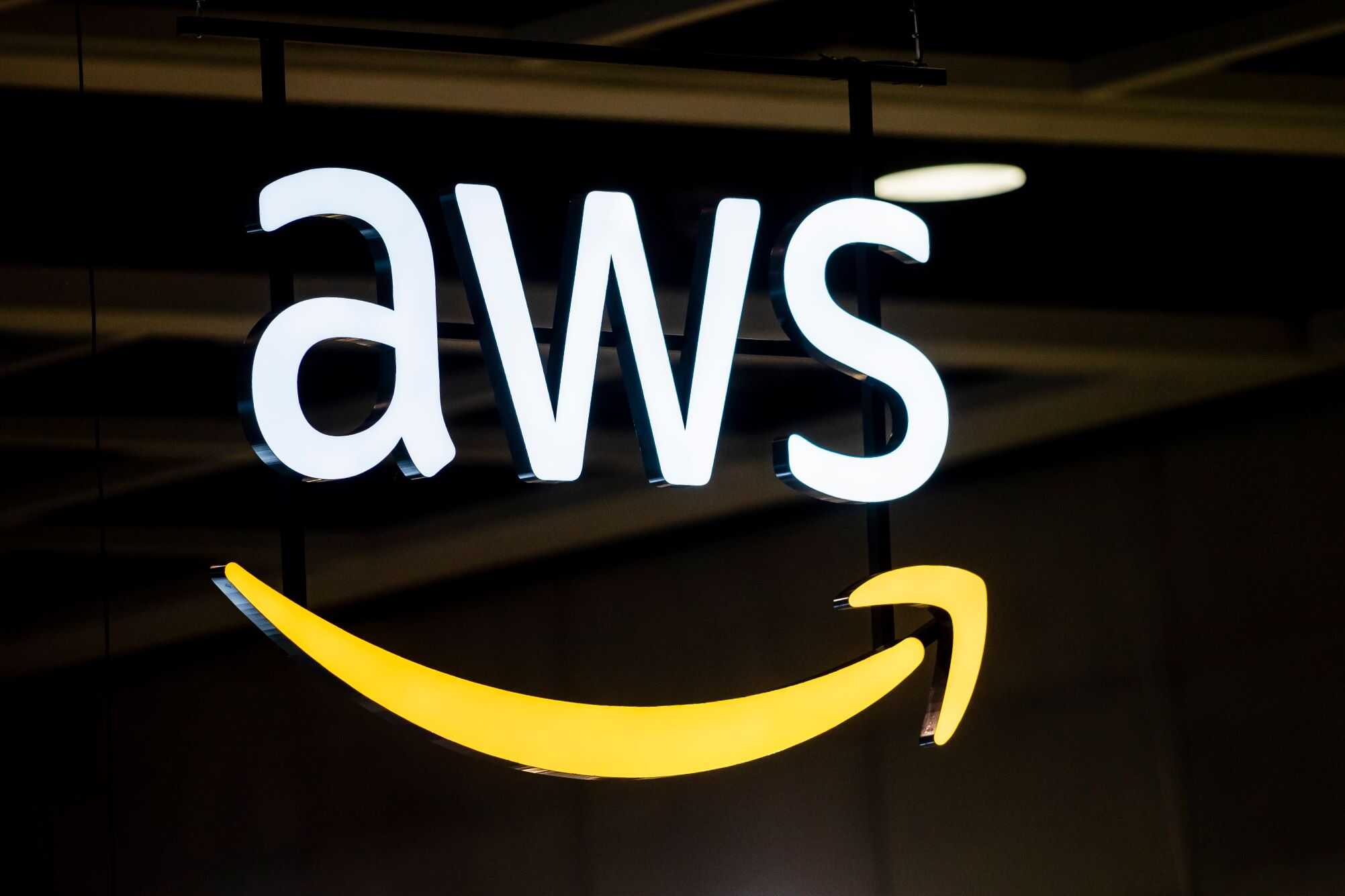 Falha na AWS provoca instabilidade em sites e aplicativos no mundo inteiro - Imagem do artigo