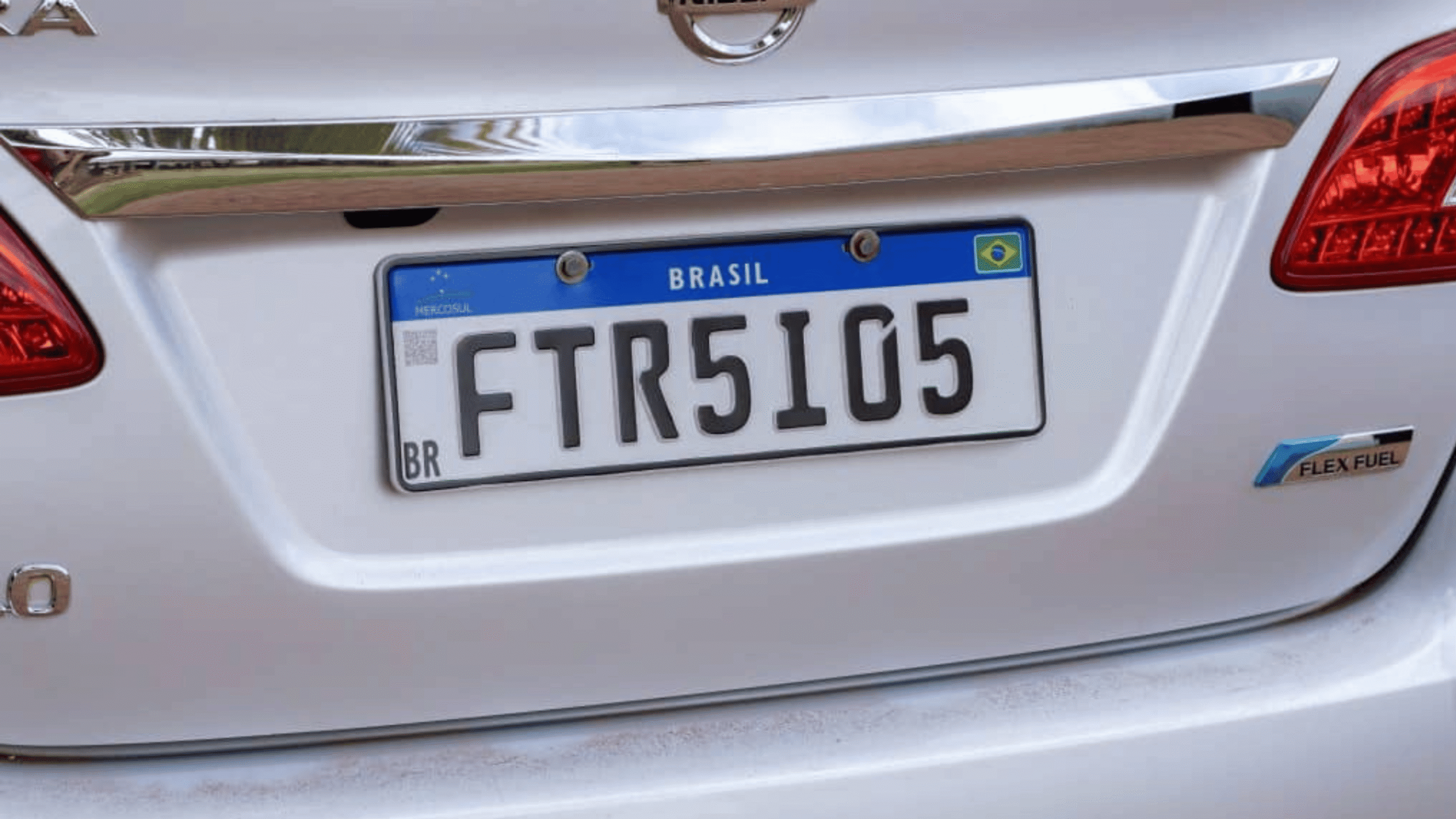 Cores das placas Mercosul indicam finalidade de cada veículo; saiba como identificar - Imagem do artigo