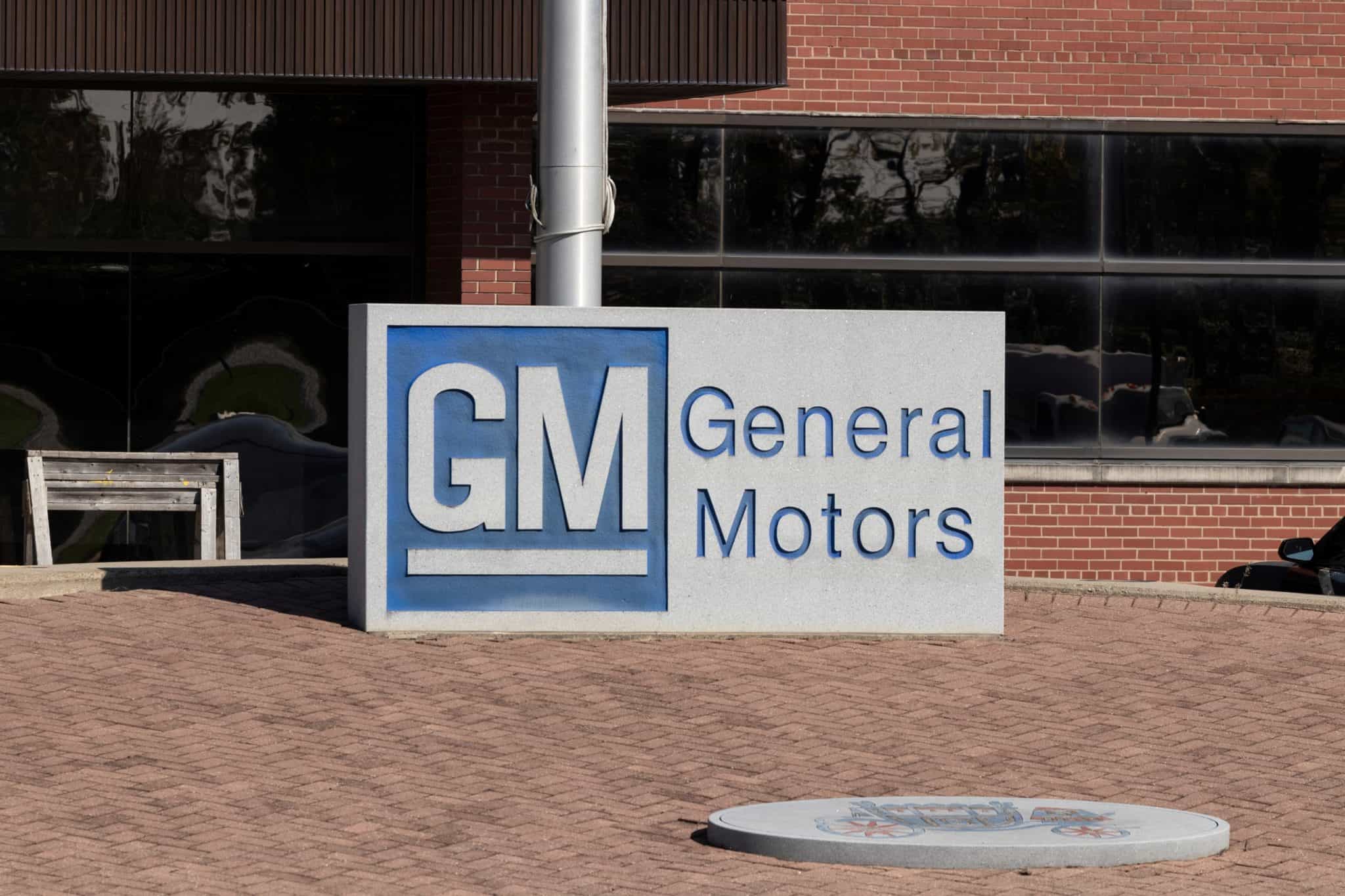 GM deixará de oferecer Android Auto e CarPlay e prepara assistente veicular com IA Gemini - Imagem do artigo