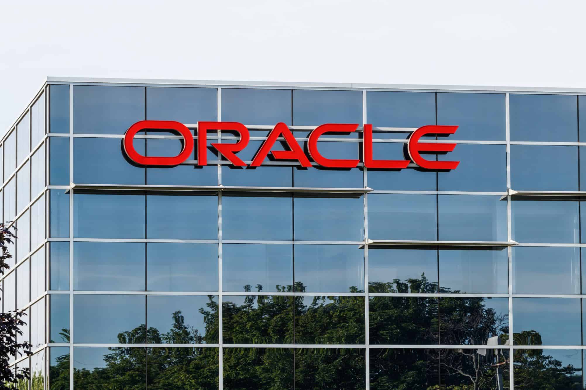 Bancos globais preparam emissão de US$ 38 bilhões para dois data centers da Oracle destinados à IA - Imagem do artigo