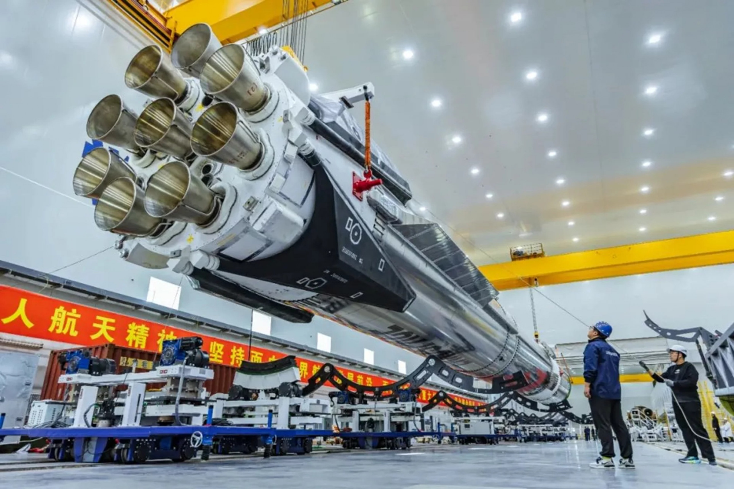 China realiza primeiro disparo estático do foguete pesado reutilizável ZQ-3 - Imagem do artigo
