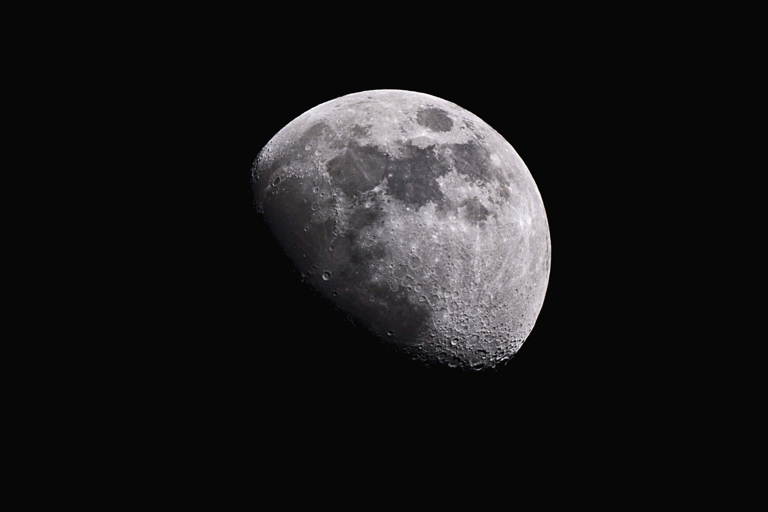 Flashes misteriosos na Lua desafiam a ciência há mais de mil anos - Imagem do artigo