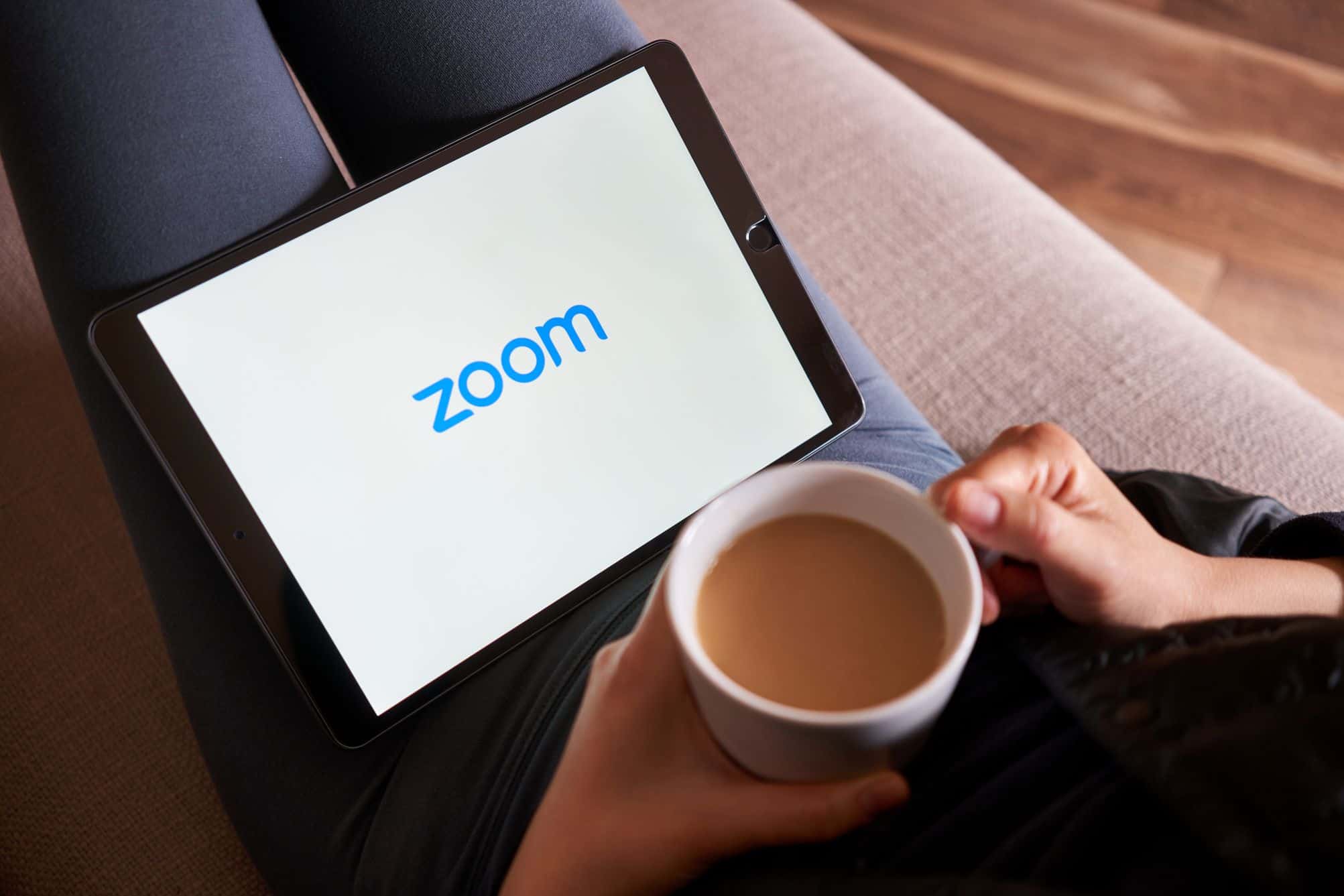 CEO do Zoom projeta semana de trabalho de até quatro dias com ajuda da IA - Imagem do artigo