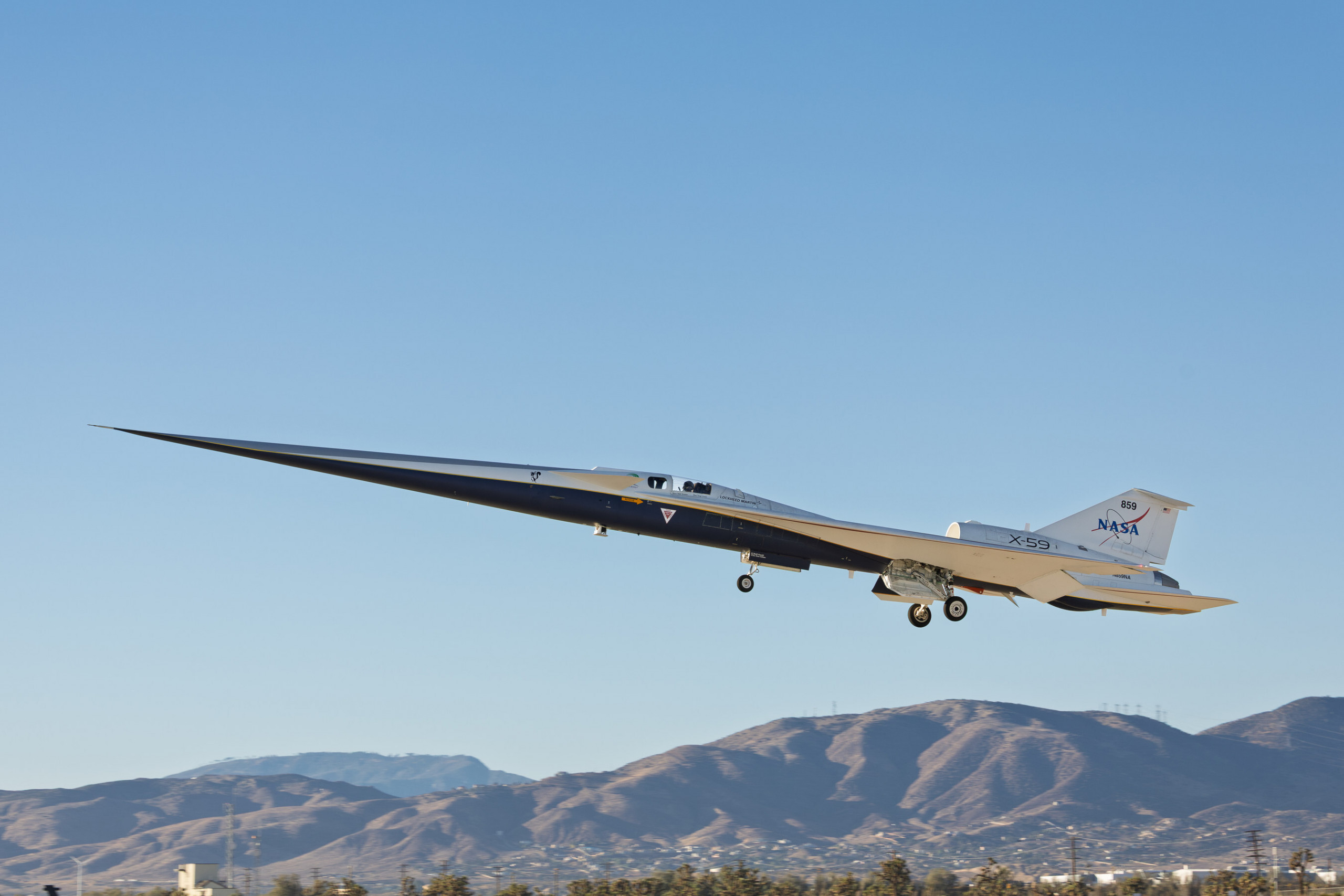 X-59 da NASA realiza primeiro voo nos Estados Unidos e avança em aviação supersônica silenciosa - Imagem do artigo