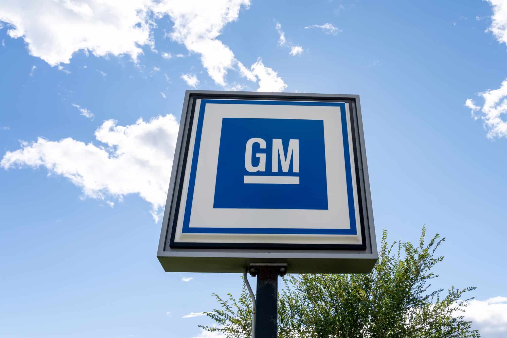GM desacelera produção de veículos elétricos e elimina mais de 3,3 mil postos de trabalho nos EUA - Imagem do artigo