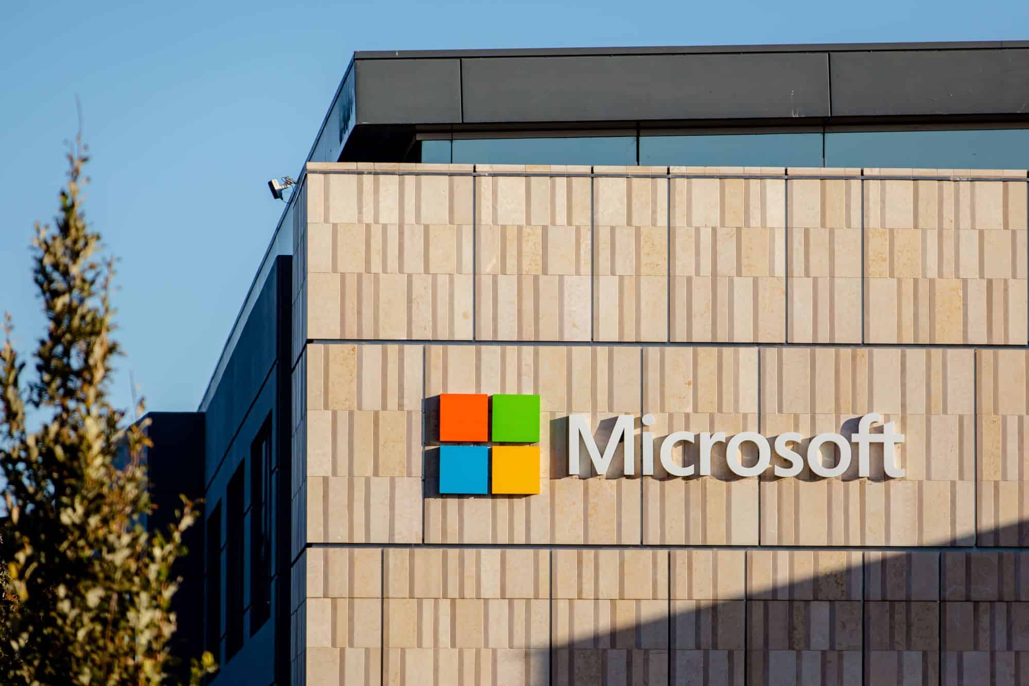 Microsoft supera projeções e eleva receita trimestral a US$ 77,7 bilhões - Imagem do artigo