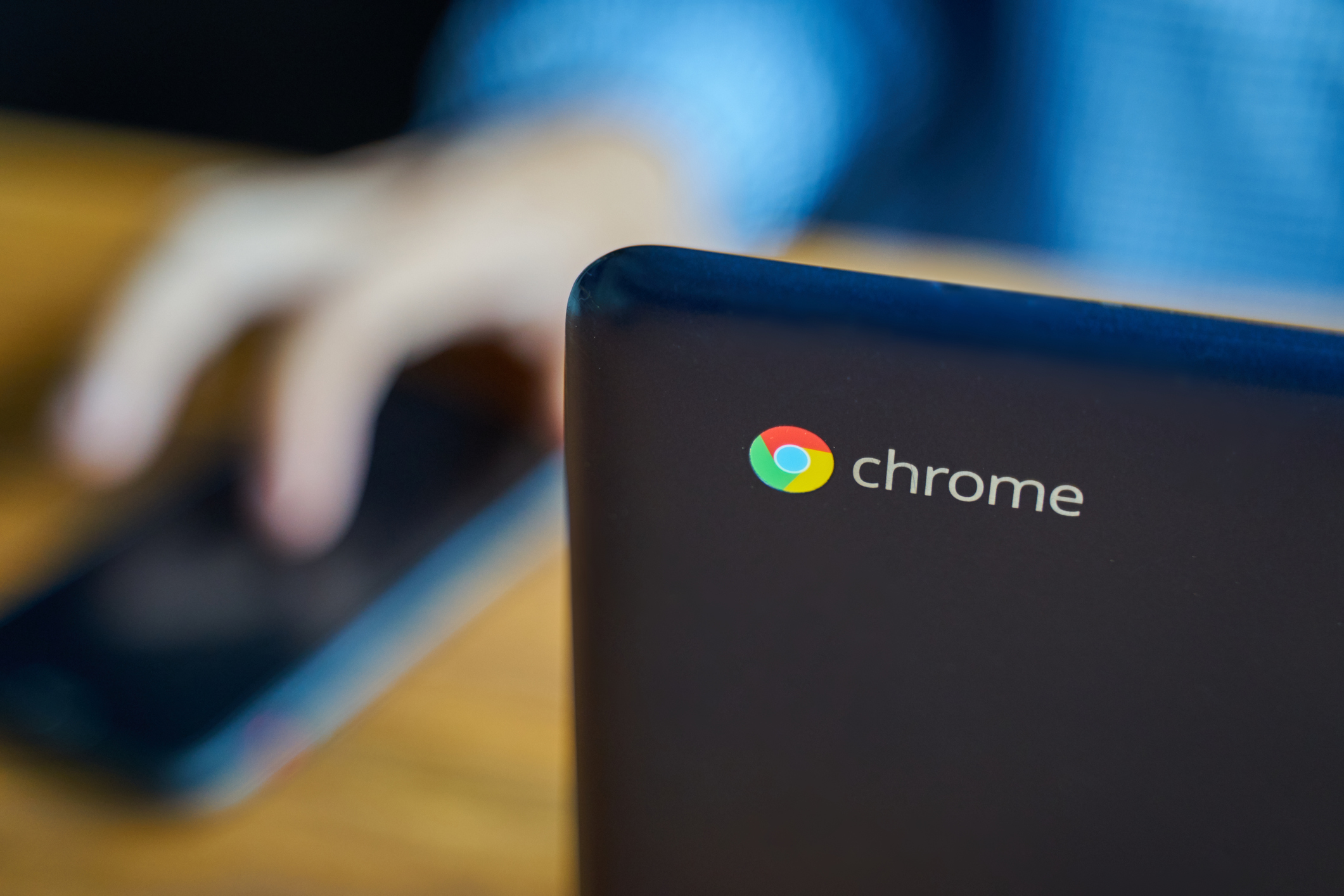 Novos Chromebooks finos chegam em 2026 com chip MediaTek que promete mais velocidade e bateria - Imagem do artigo