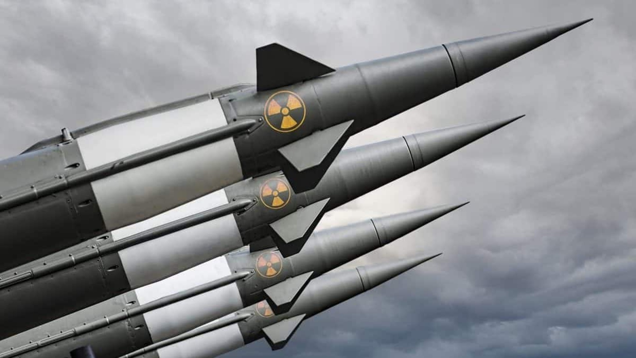 Trump ordena retorno imediato de testes com armas nucleares - Imagem do artigo