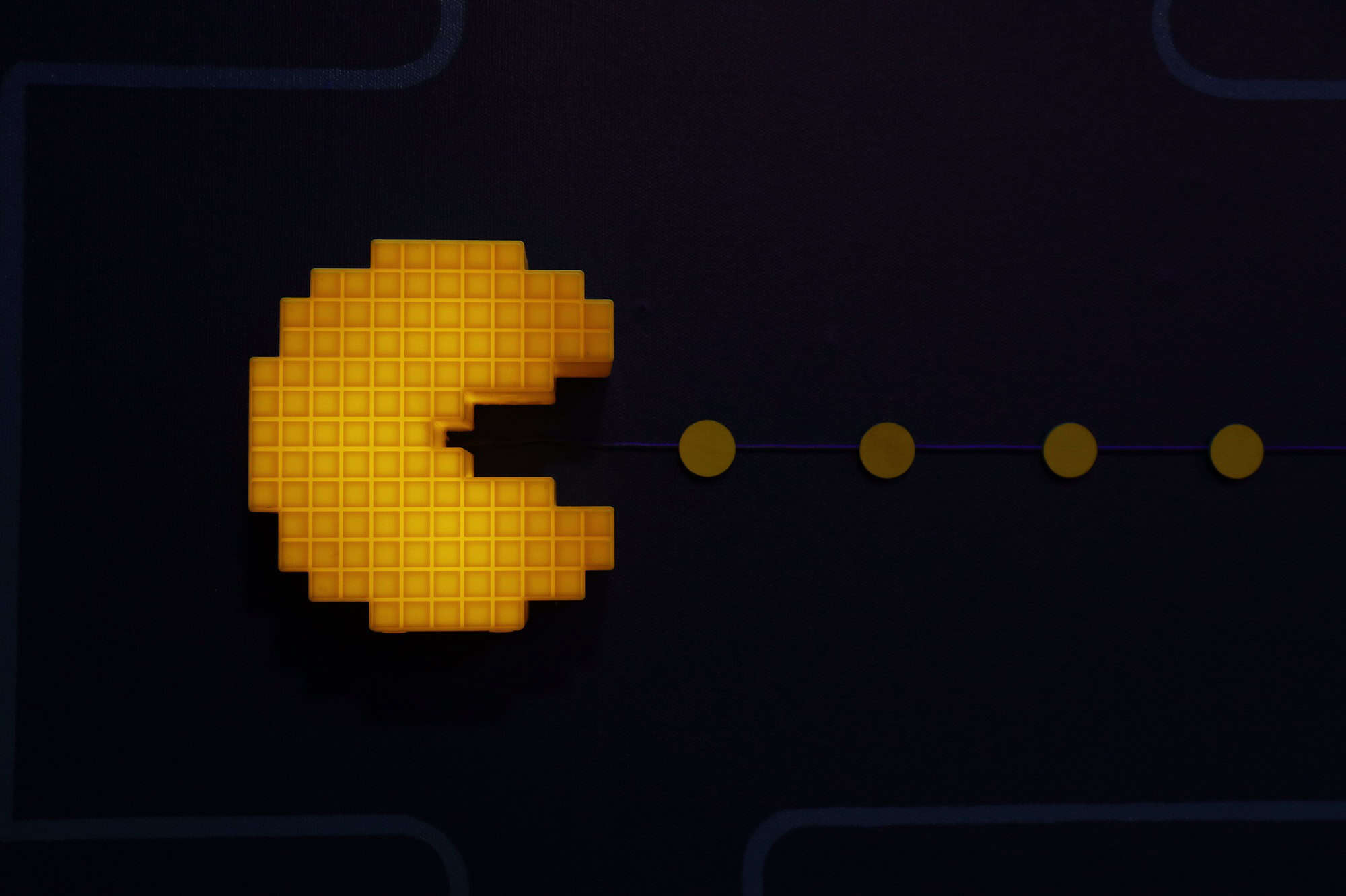 Google lança Doodle interativo de PAC-MAN para celebrar o Halloween 2025 - Imagem do artigo
