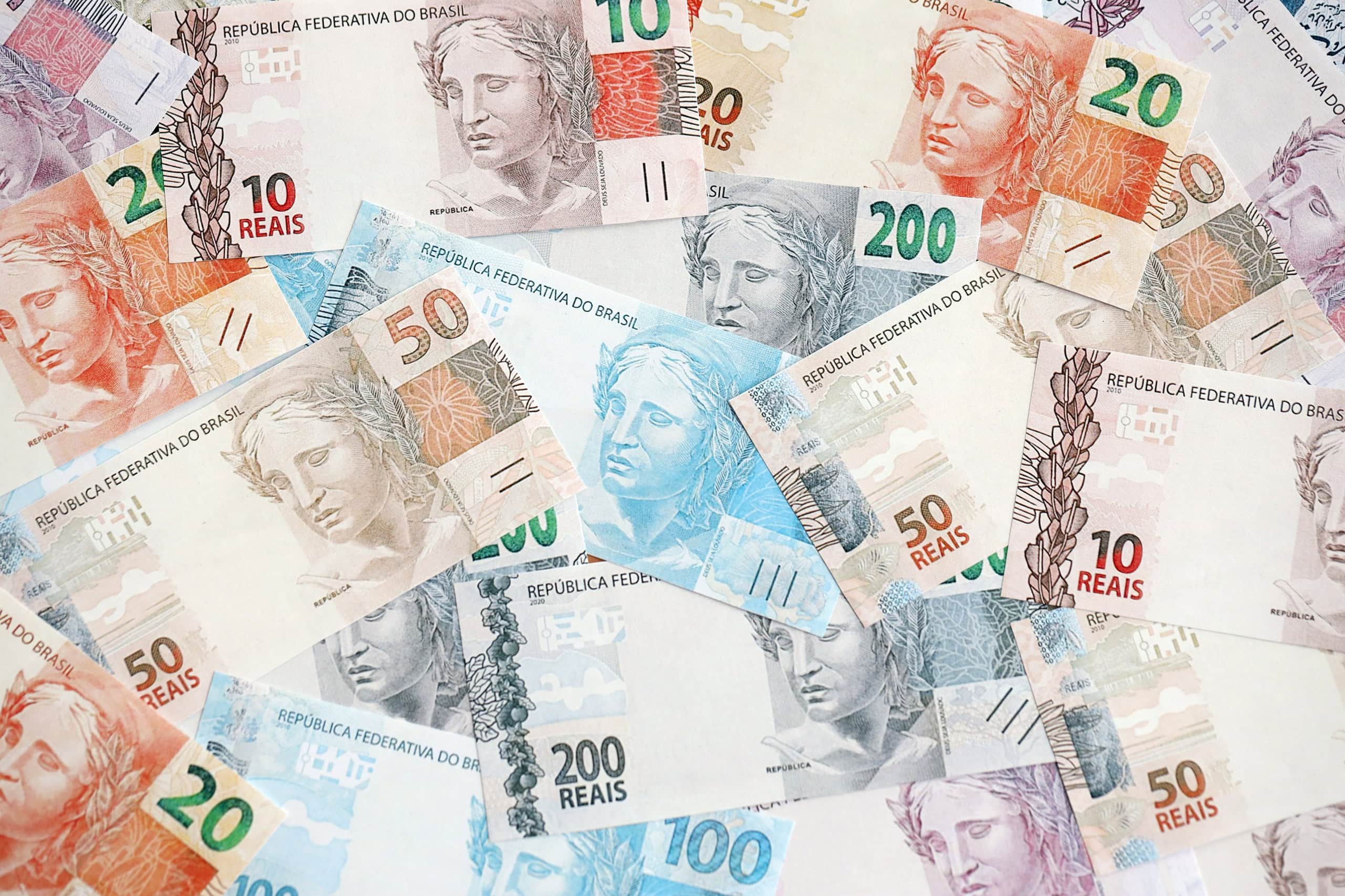 PF cumpre 42 mandados de busca e 26 de prisão por desvio de R$ 813 milhões via Pix - Imagem do artigo