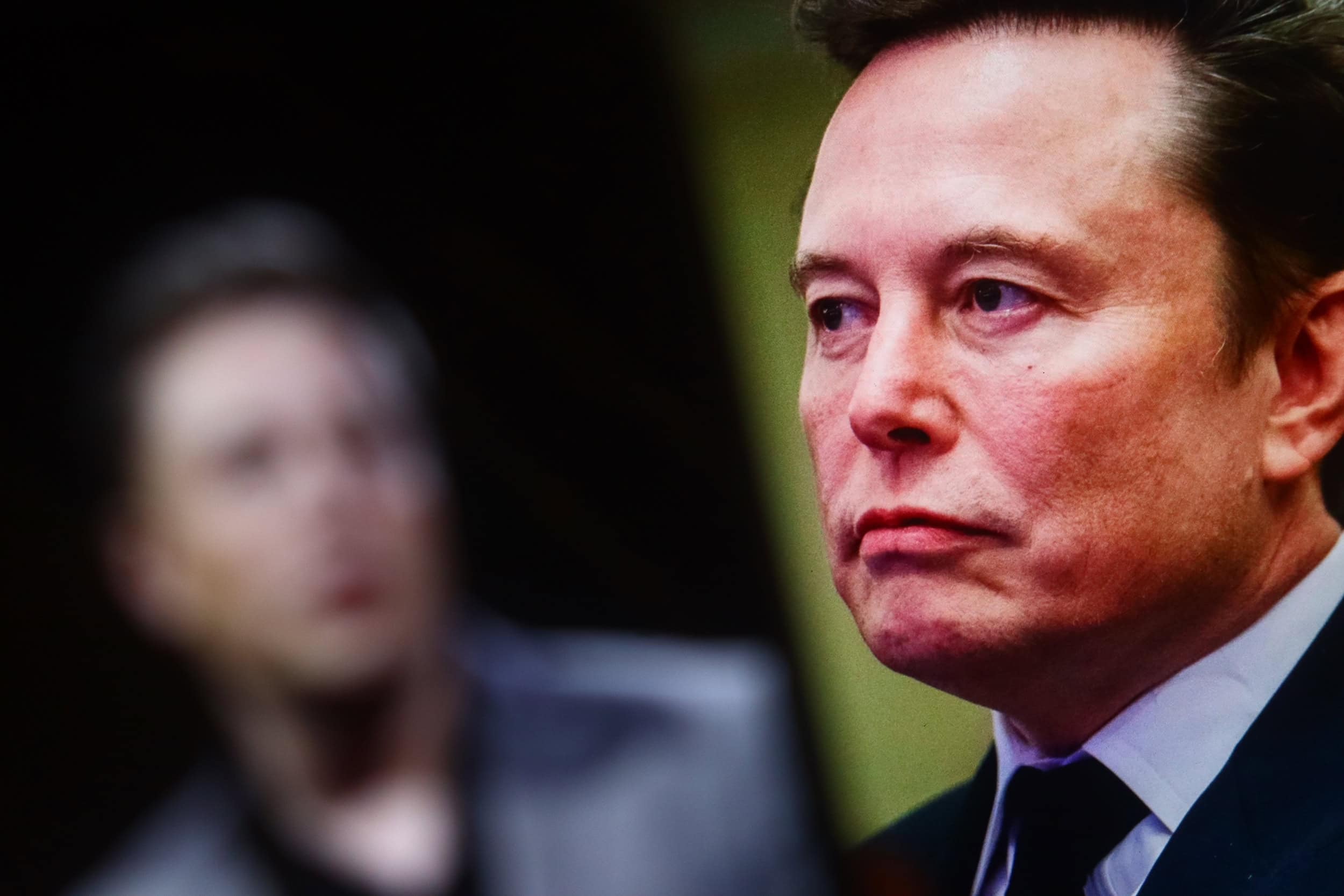Grokipedia, enciclopédia de Elon Musk, reduz menções a polêmicas e exalta conquistas - Imagem do artigo