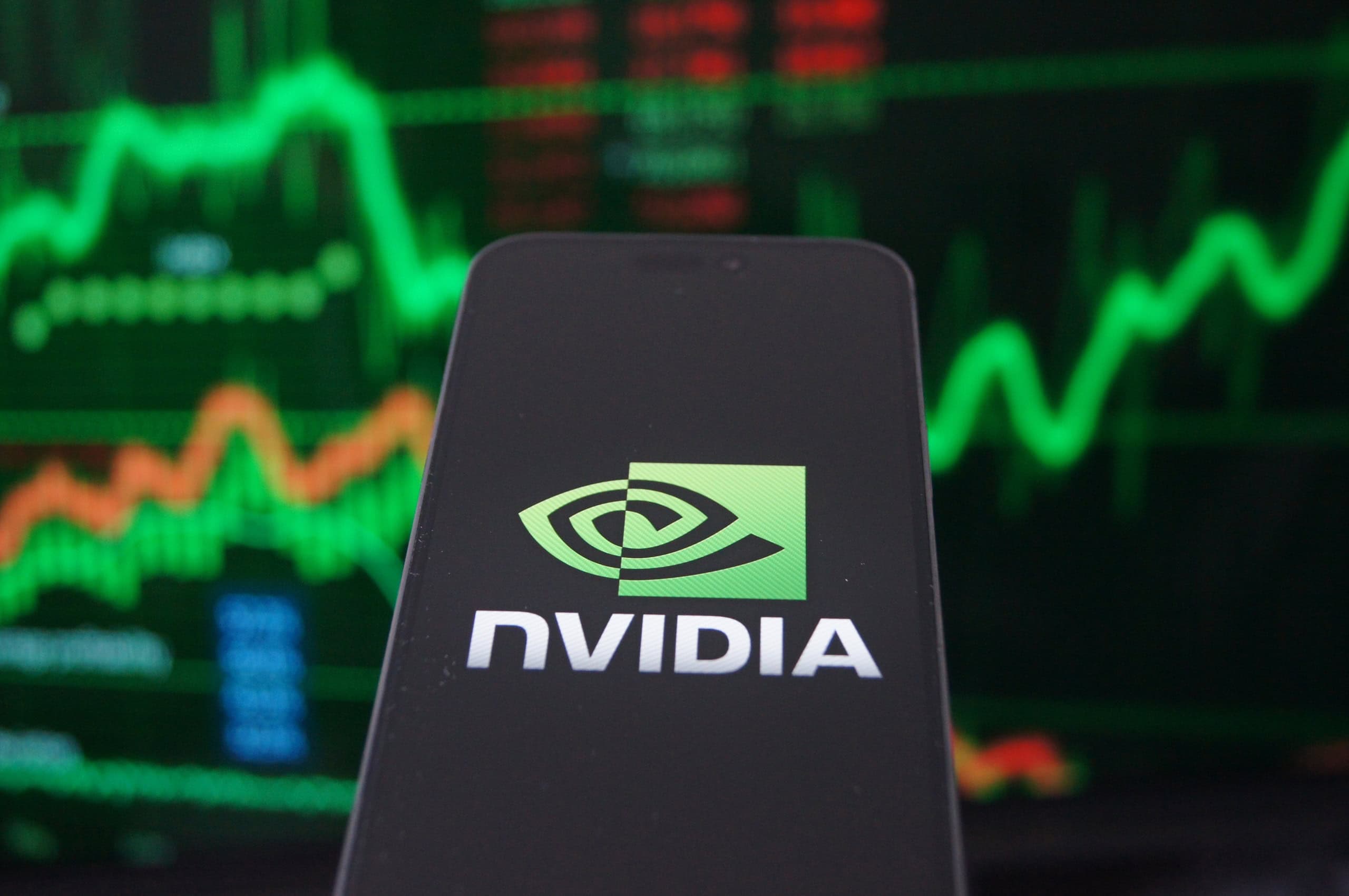 Projeção indica que valor de mercado da Nvidia pode chegar a US$ 8,5 trilhões impulsionado por IA - Imagem do artigo