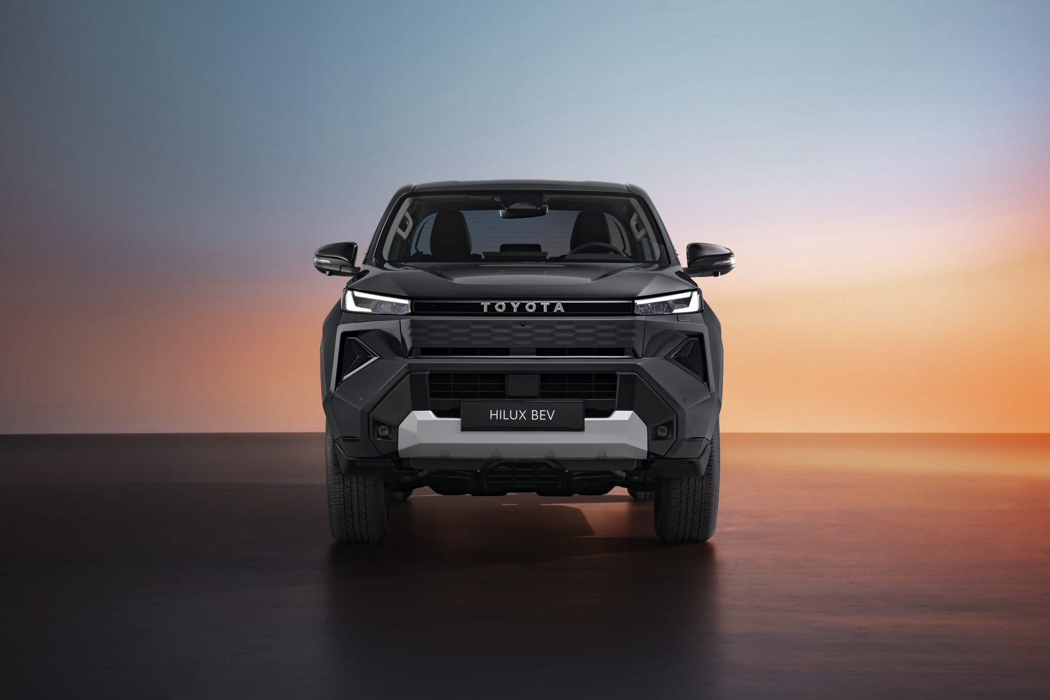 Toyota apresenta Hilux 100% elétrica; produção começa em 2026 - Imagem do artigo