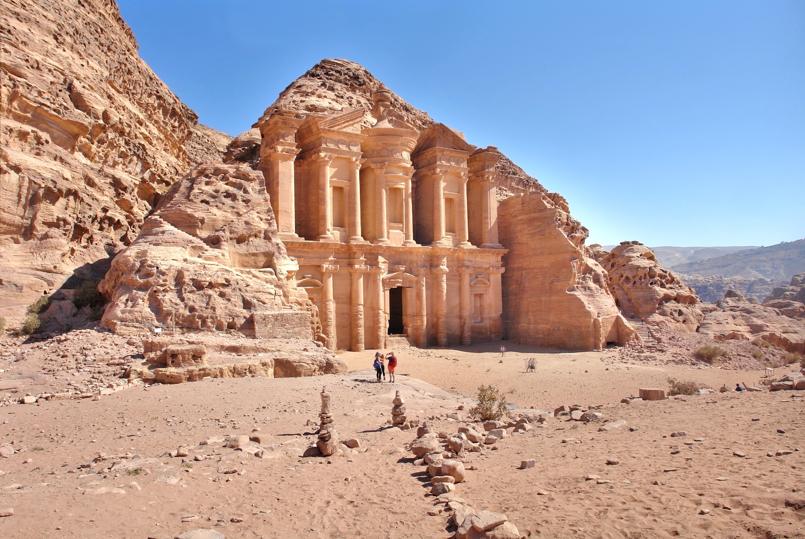 Petra: a antiga cidade talhada na rocha que ainda guarda mistérios no deserto da Jordânia - Imagem do artigo