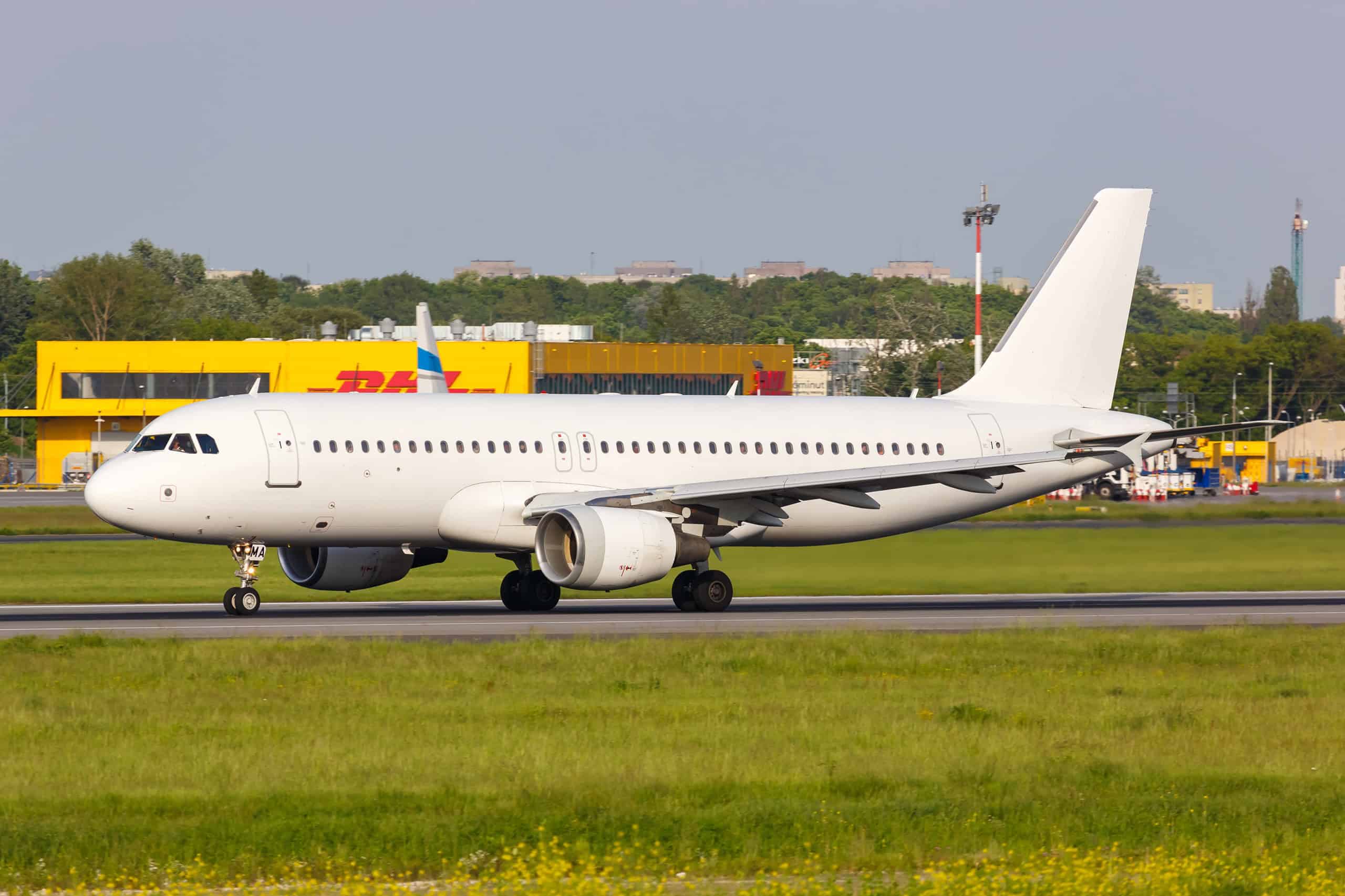 Airbus detecta novo defeito industrial em painéis metálicos da linha A320 - Imagem do artigo
