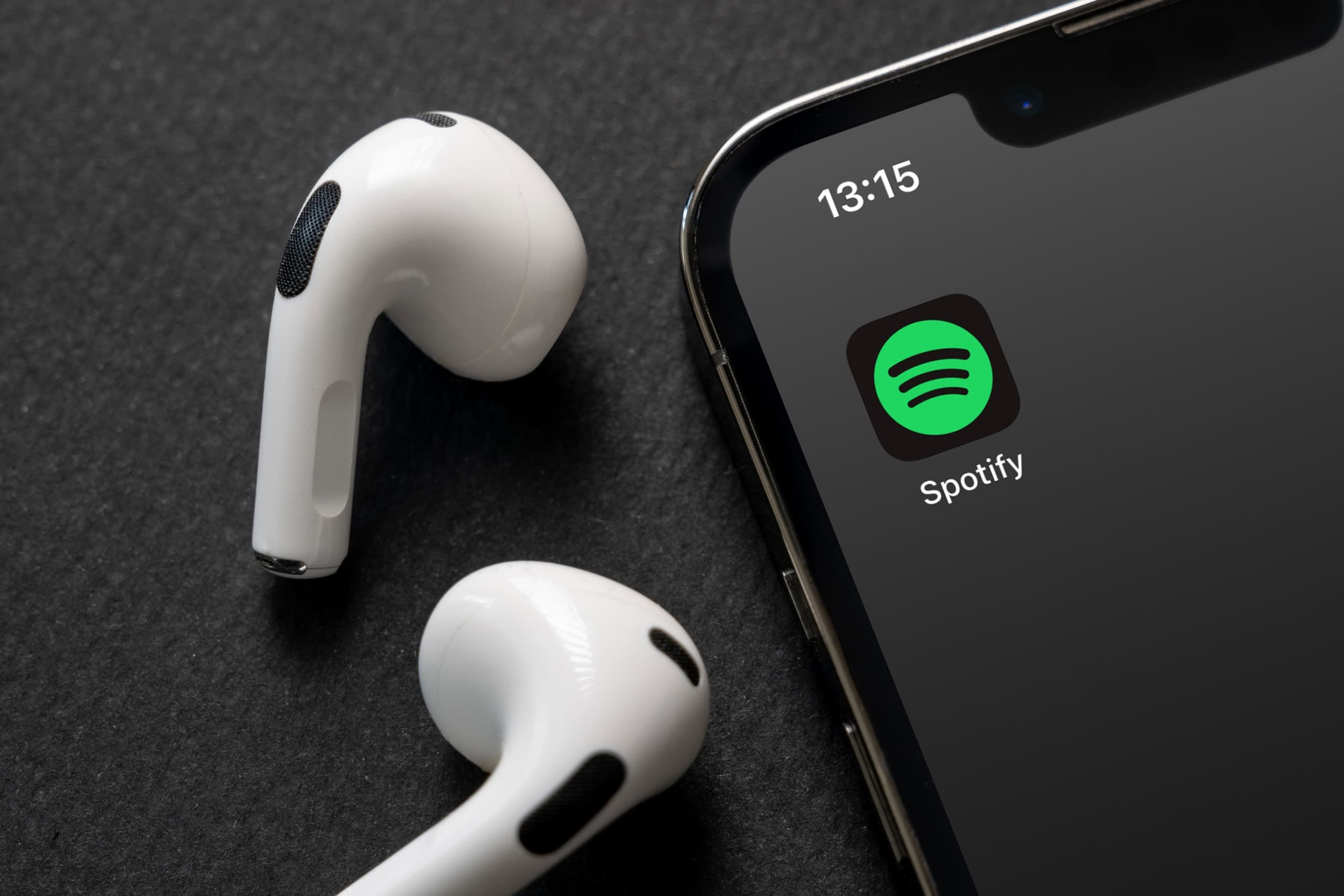 Spotify libera Wrapped 2025 com novos recursos sociais e visual inspirado em mixtapes - Imagem do artigo