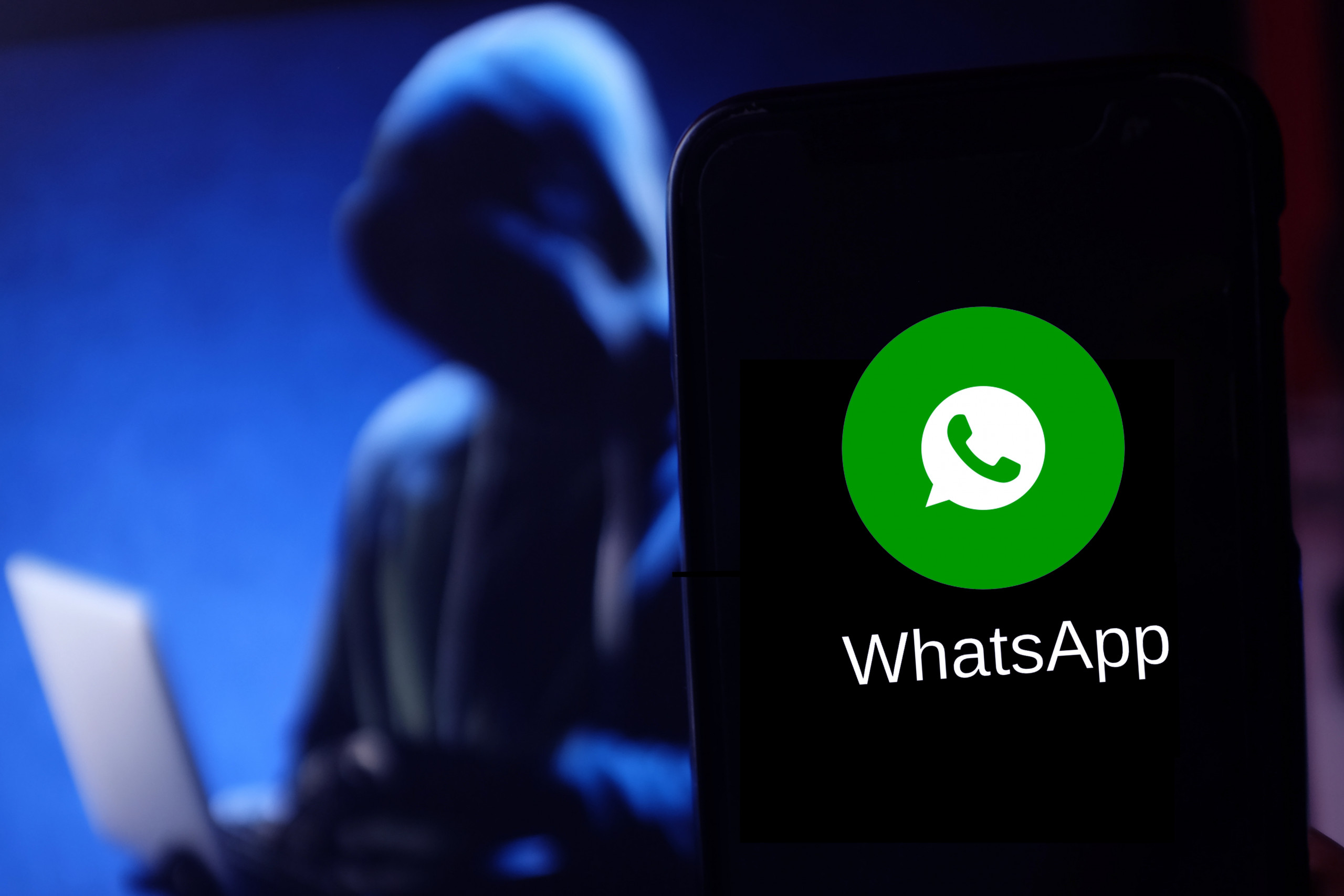 Malware espalhado pelo WhatsApp adota IA para furtar senhas bancárias no Brasil - Imagem do artigo