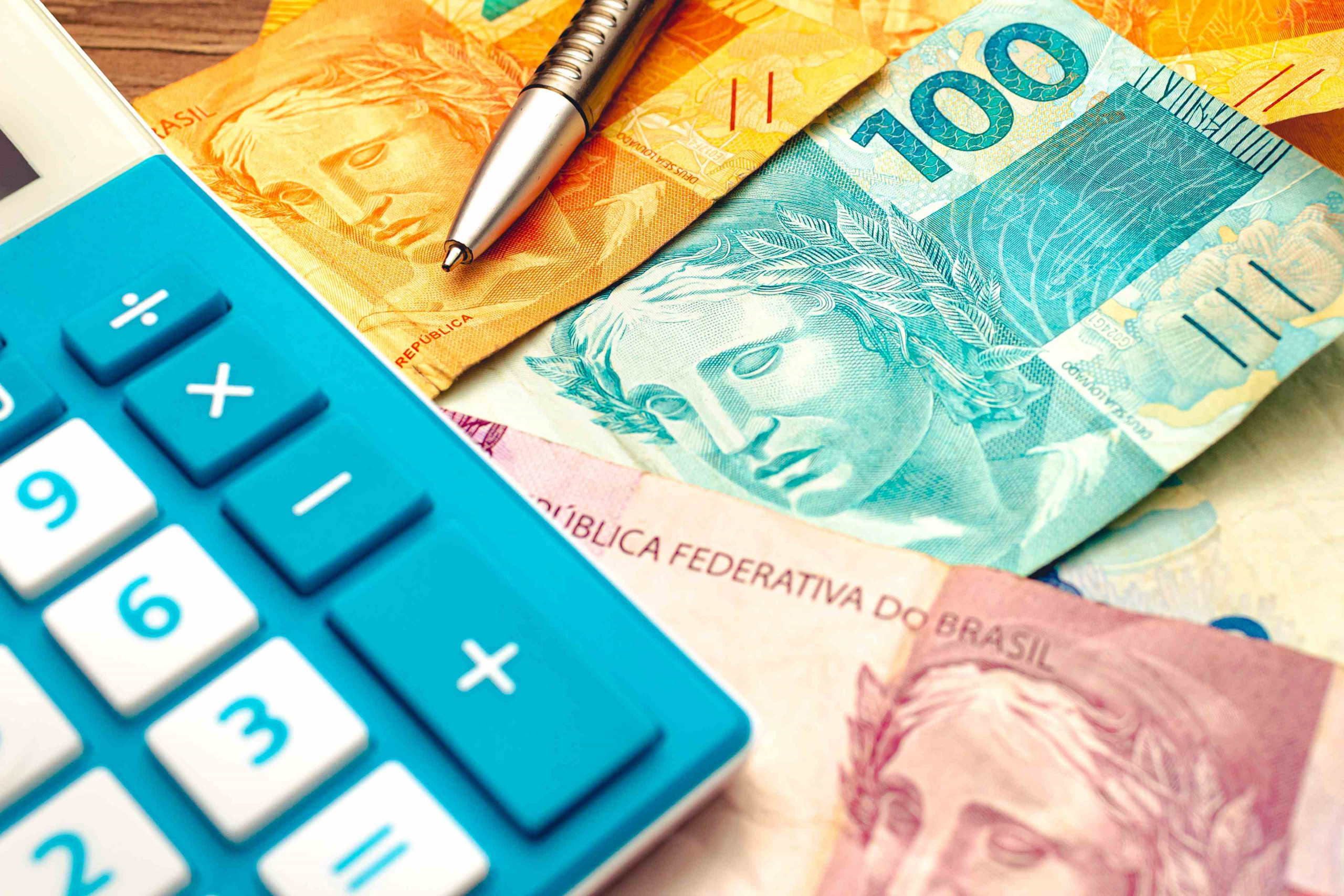 R$ 1 bilhão da Mega da Virada pode render até R$ 10,3 milhões por mês com Selic a 15% - Imagem do artigo