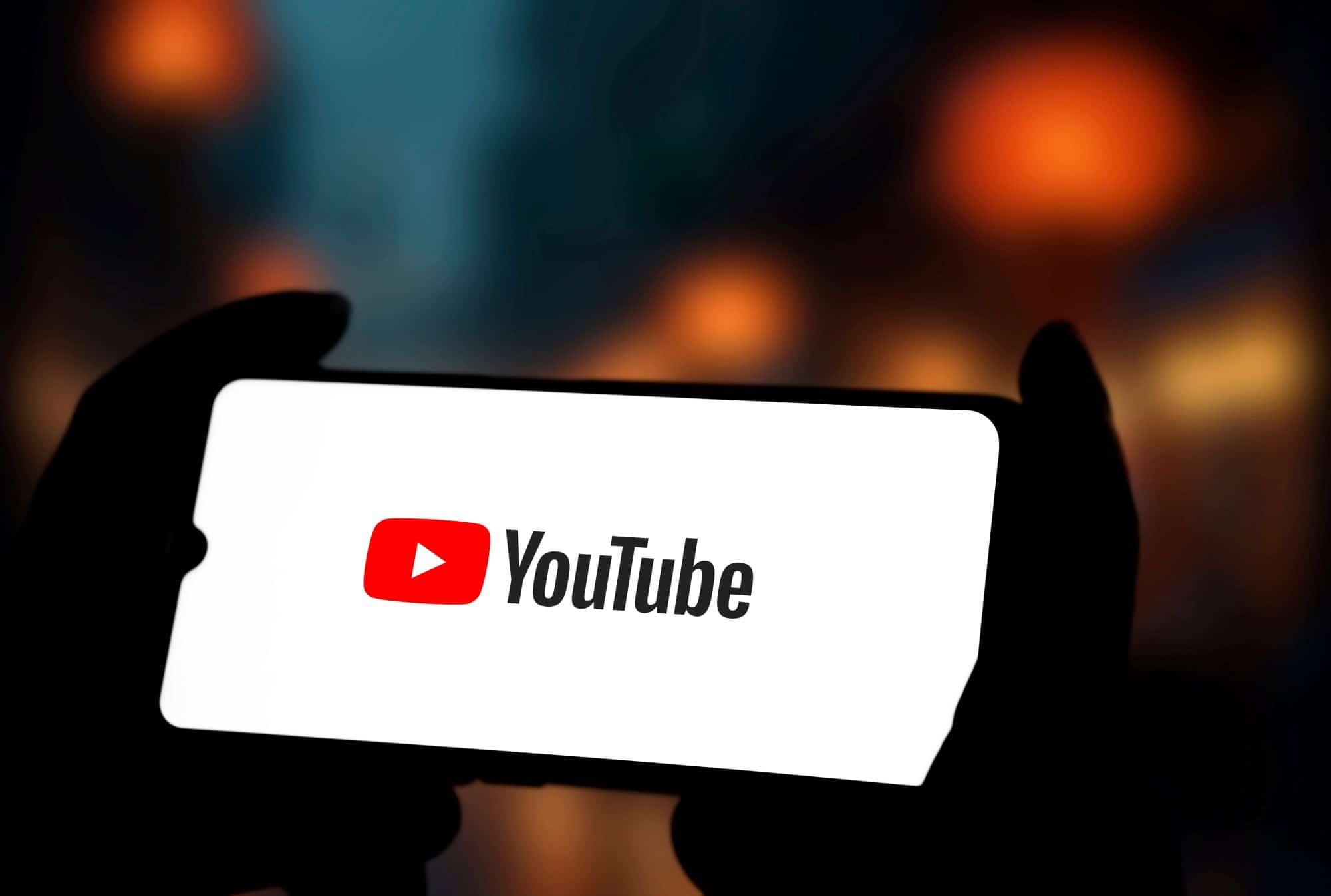 YouTube exclui canais que publicavam trailers falsos gerados por IA - Imagem do artigo