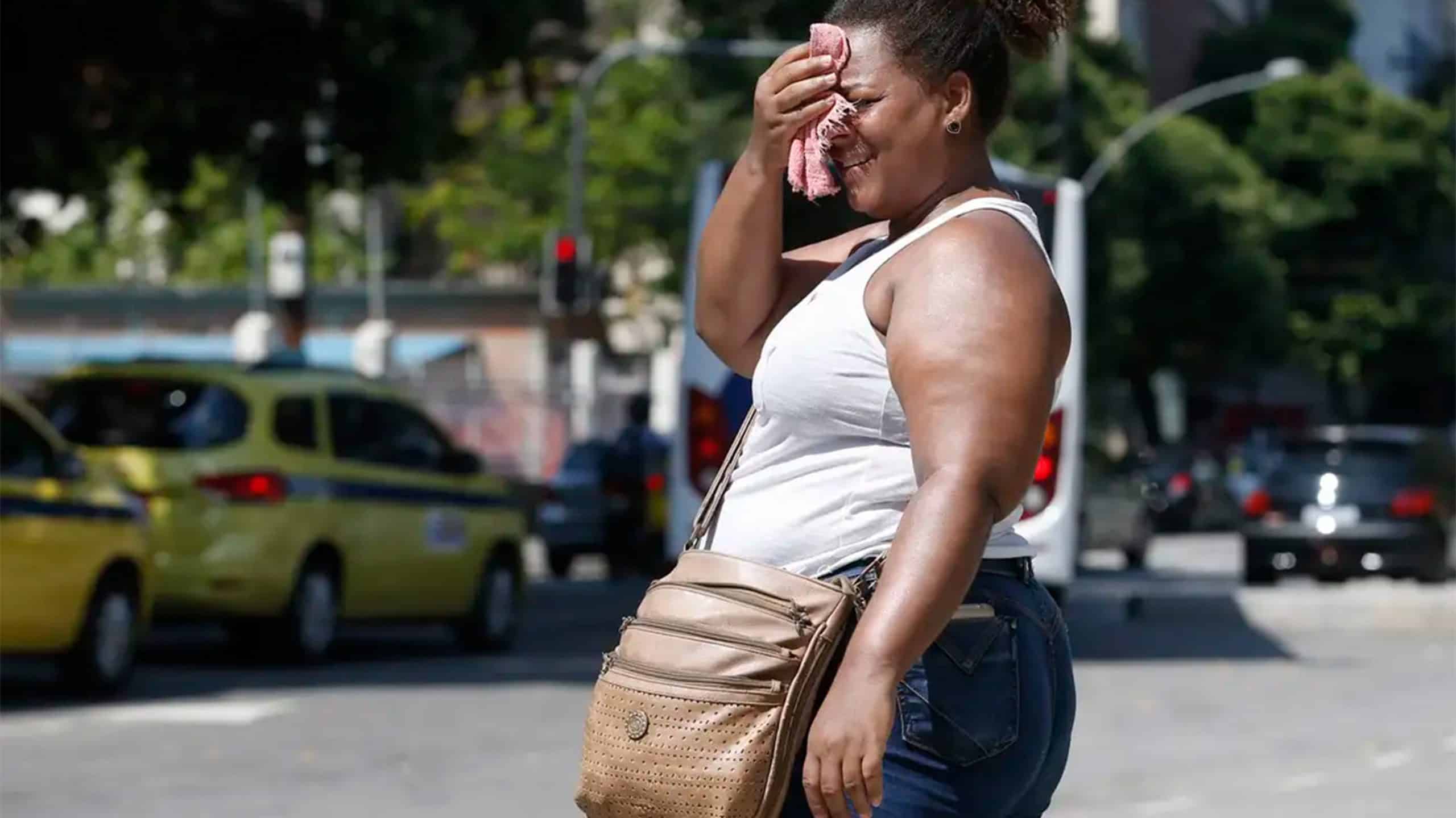 Calor intenso persiste no Brasil; frente fria inicia mudança no Sul e Sudeste - Imagem do artigo