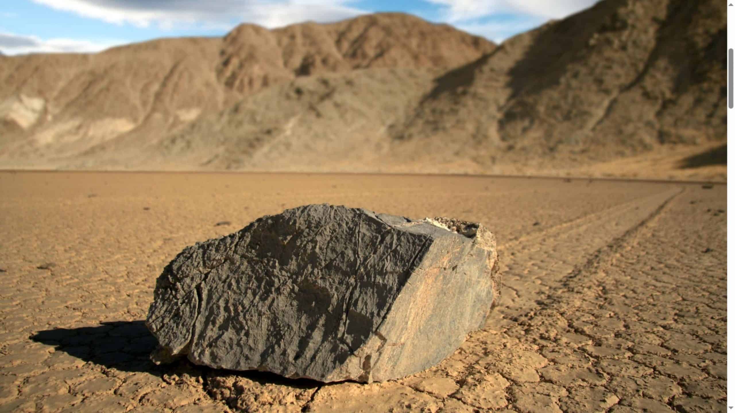 Uluru é apontado como a maior rocha contínua exposta do mundo - Imagem do artigo