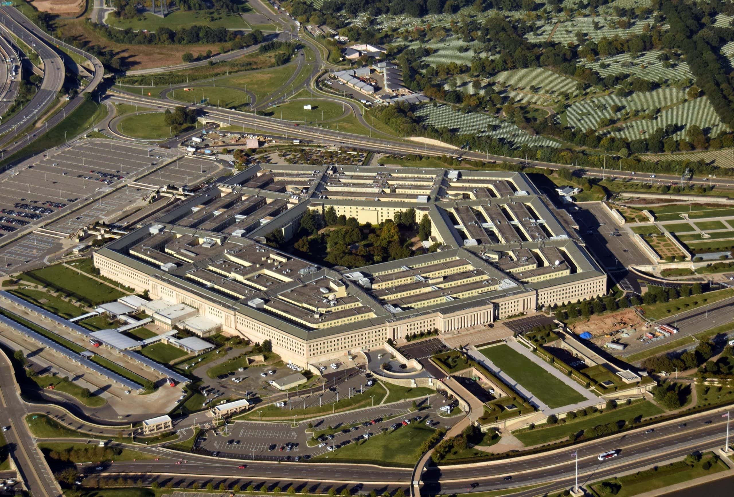 Pentágono incluirá Grok em suas redes militares, afirma secretário de Defesa dos EUA - Imagem do artigo