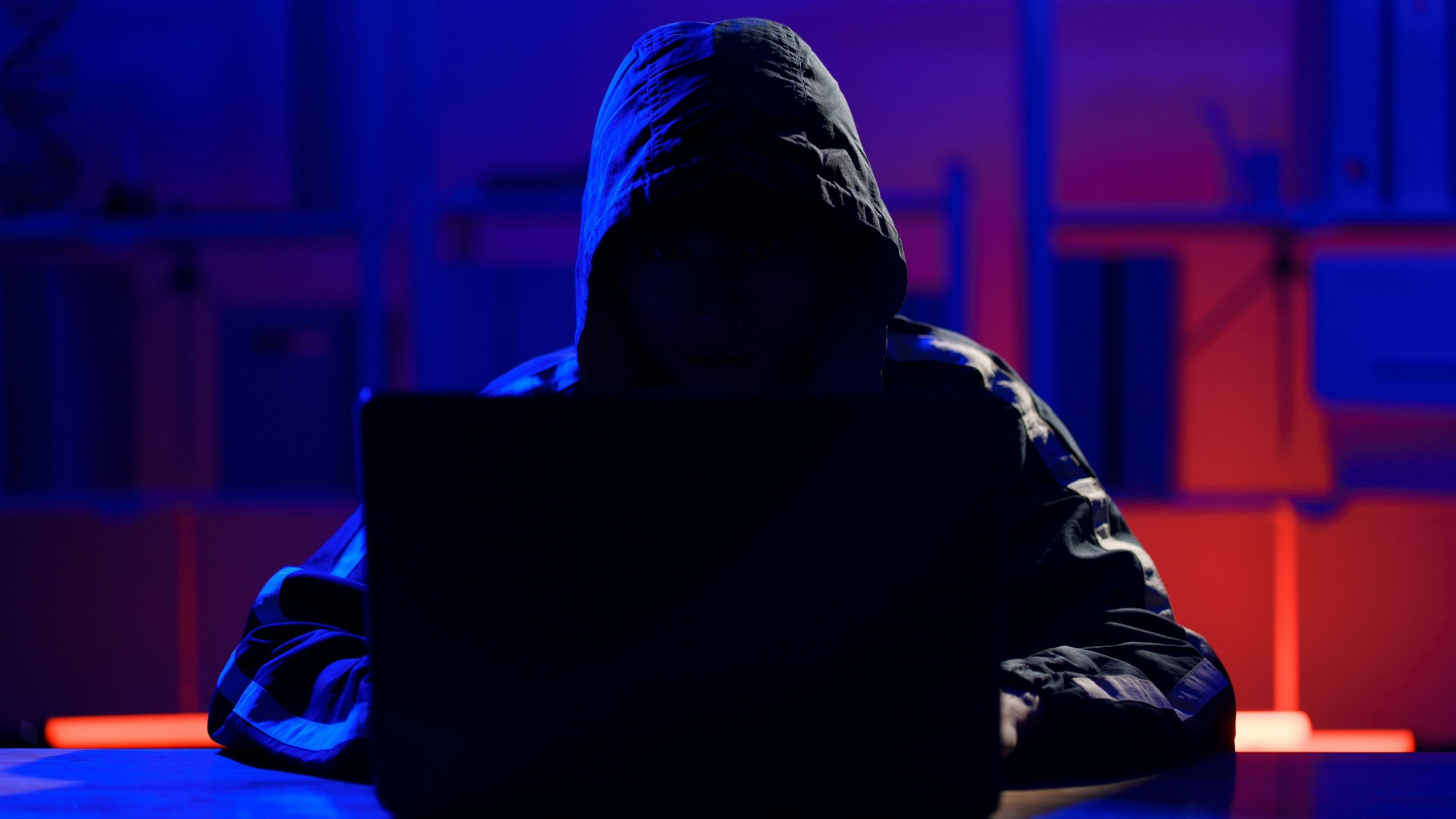 Microsoft desmantela serviço RedVDS e bloqueia esquema global de fraudes com inteligência artificial - Imagem do artigo