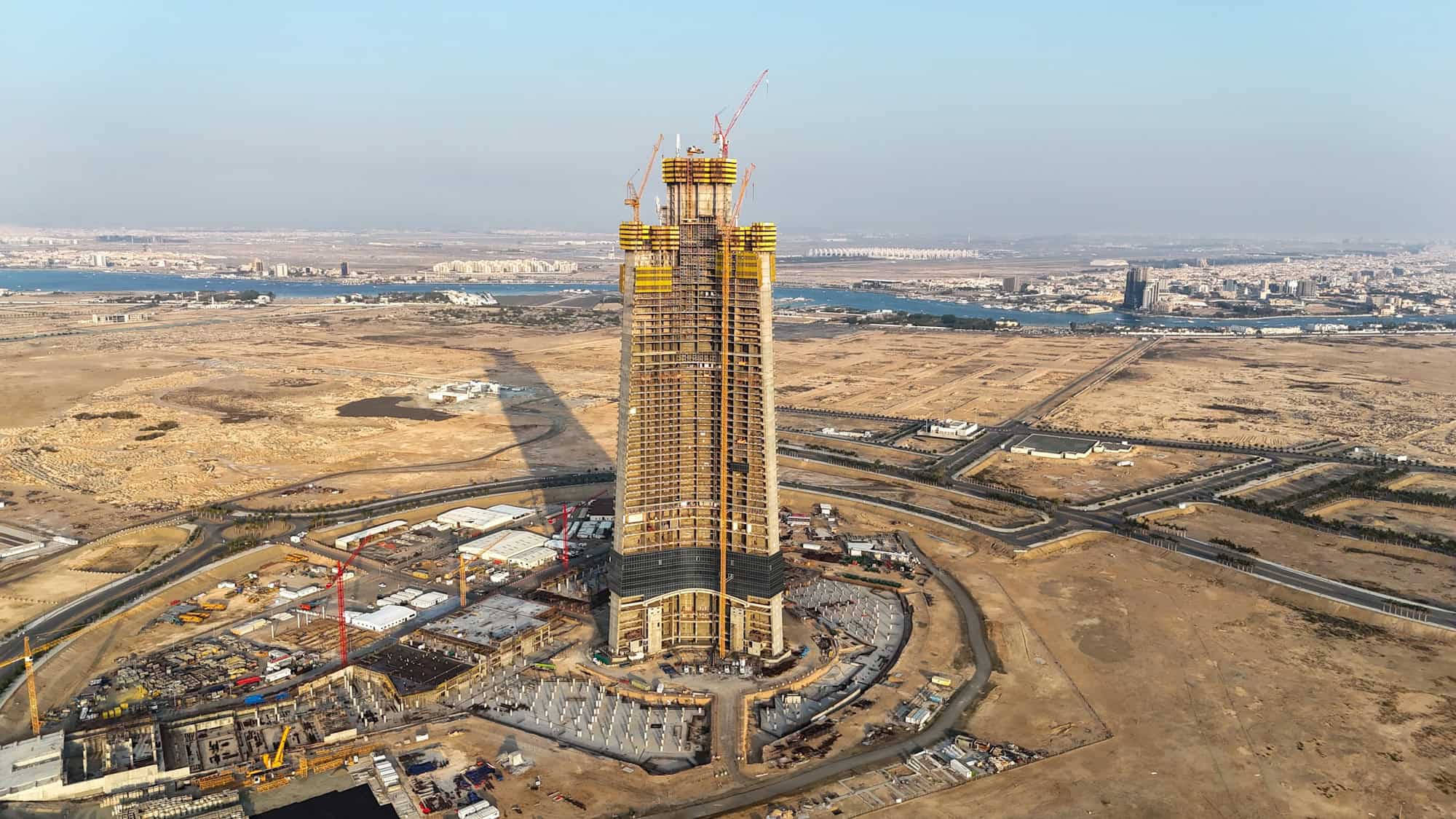 JEC Tower avança e deve ultrapassar 100 andares nas próximas semanas - Imagem do artigo